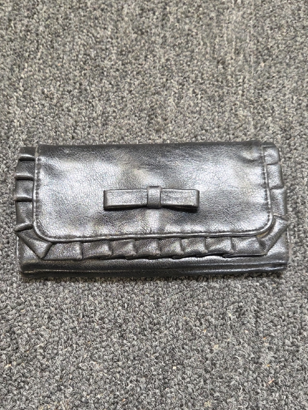 Source Unknown Black Ruffle Bow Clutch Wallet